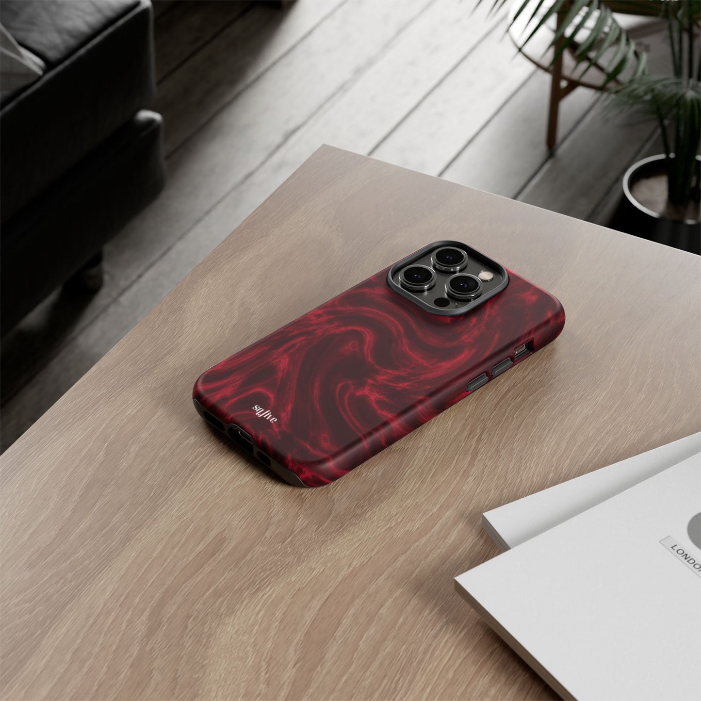 Red Wavy pattern Tough Cases