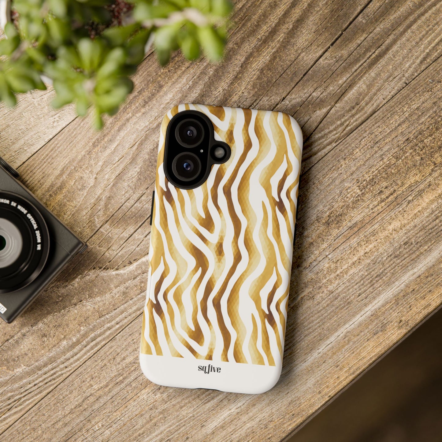 Golden Wavy Tough Cases