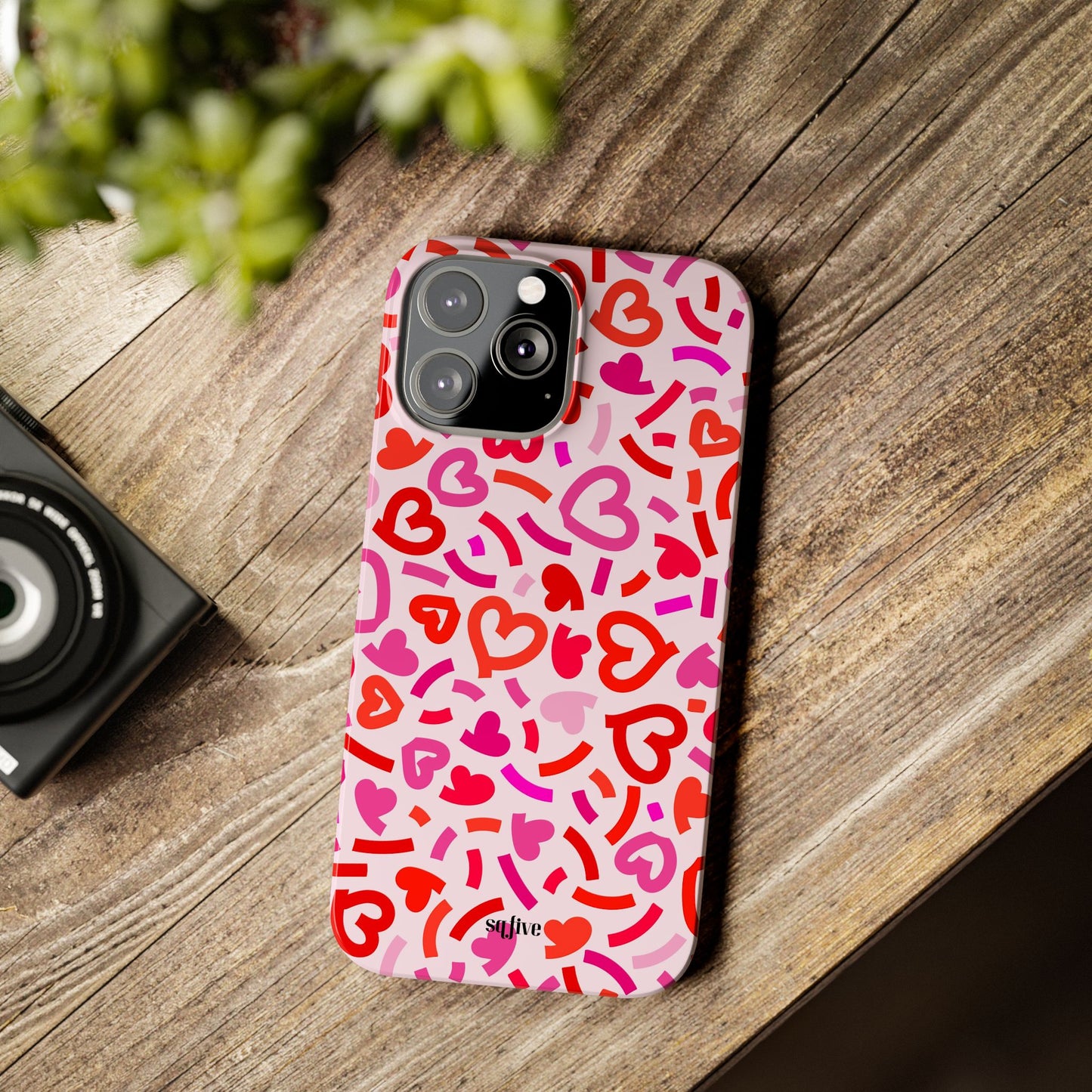 Hearts Slim Phone Cases - iPhone 16 15 14 13 12 | Samsung