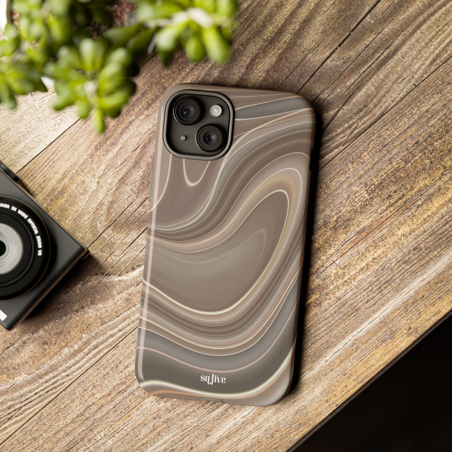 Brown Wavy Tough Cases