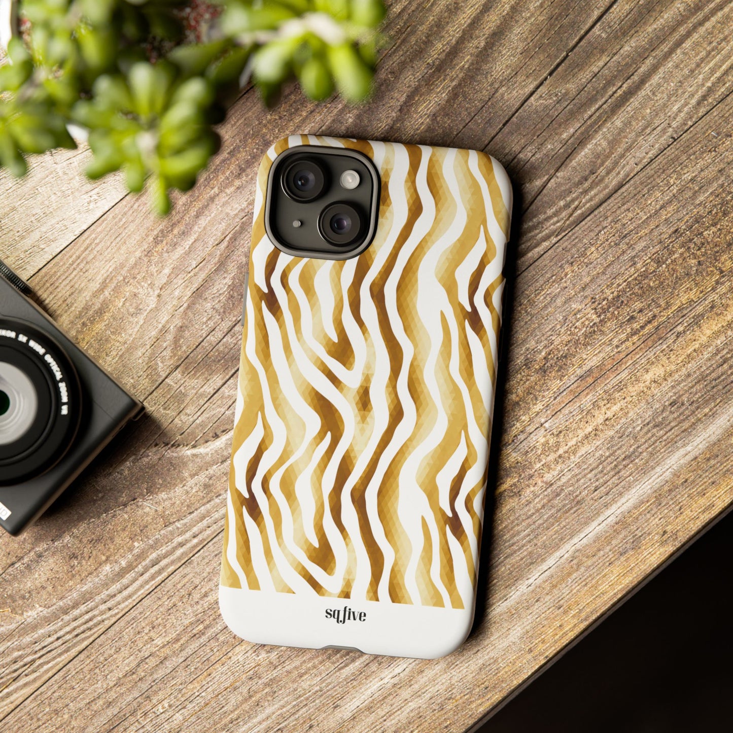 Golden Wavy Tough Cases