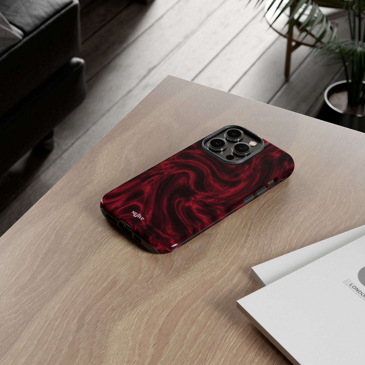 Red Wavy pattern Tough Cases