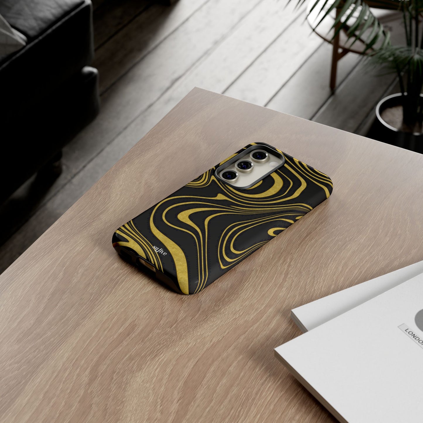 Black Yellow Wavy Tough Cases