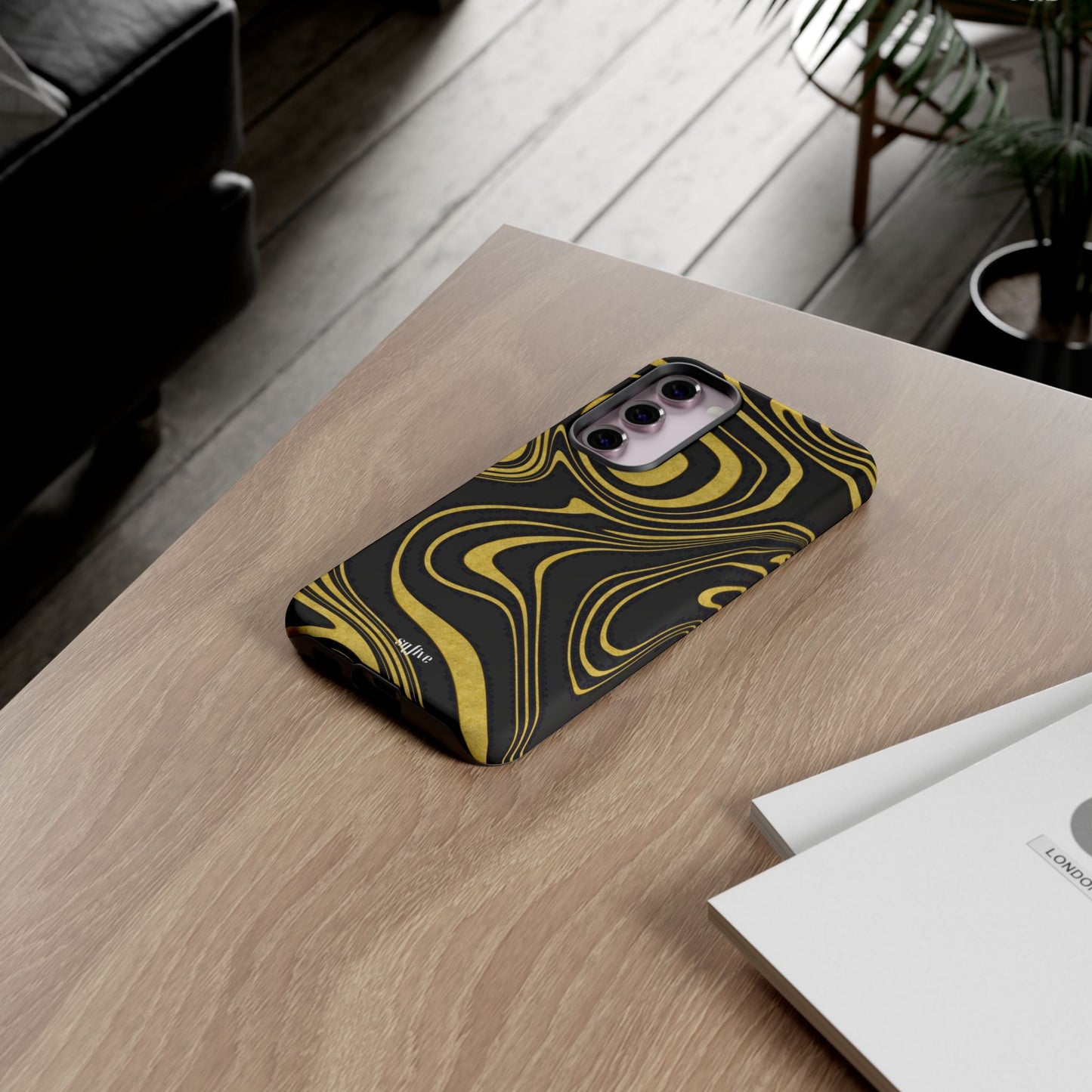 Black Yellow Wavy Tough Cases