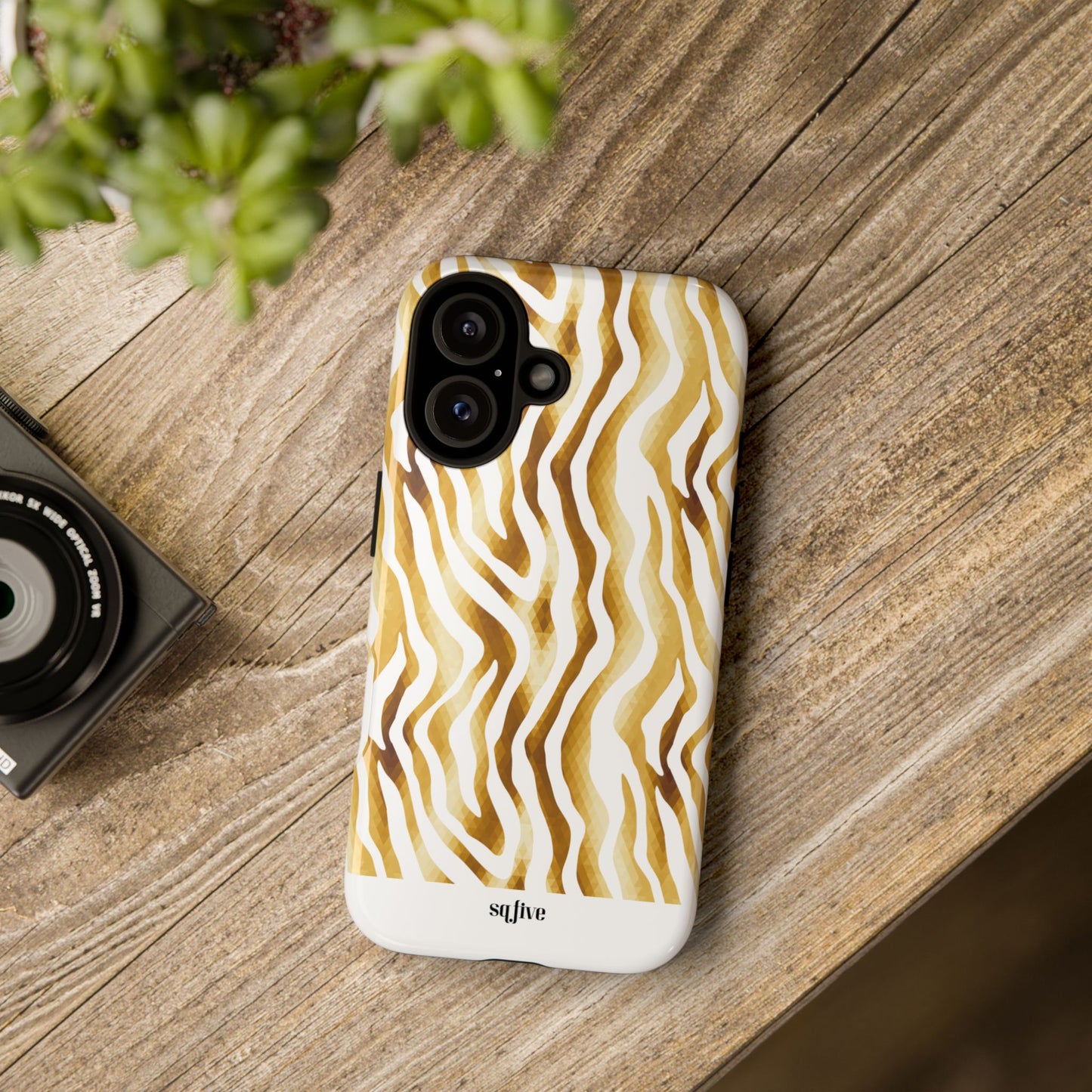 Golden Wavy Tough Cases